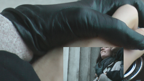 girl-leather-gloves-5-page138