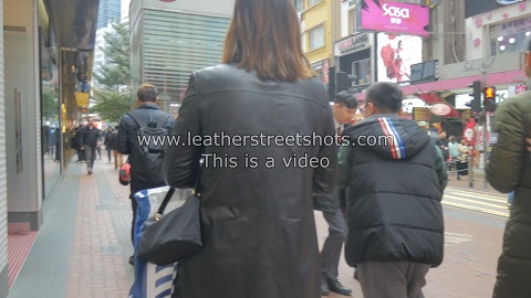 girls-in-leather-jackets-candid