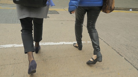 girls-in-leather-jackets-candid