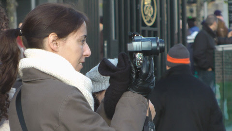 girls-in-leather-candid-street