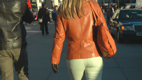 girls-in-leather-candid-street