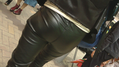 asian-girl-in-leather-jacket-boots