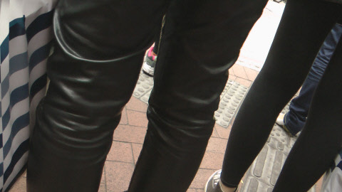 asian-girl-in-leather-jacket-boots