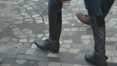 asian-girl-in-leather-jacket-boots