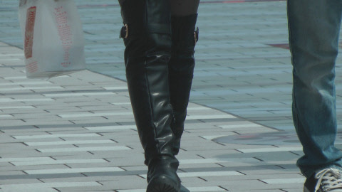 asian-girl-in-leather-jacket-boots