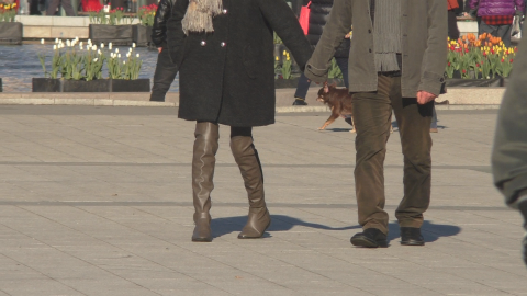 asian-girl-in-leather-jacket-boots