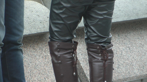 asian-girl-in-leather-jacket-boots