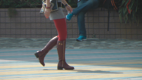 asian-girl-in-leather-jacket-boots