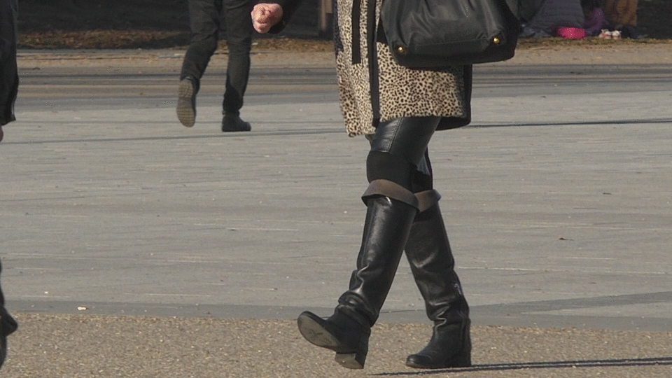 asian-girl-in-leather-jacket-boots