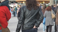 girls-in-leather-jacket-candid-street