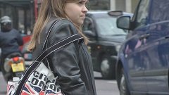 girls-in-leather-jacket-candid-street