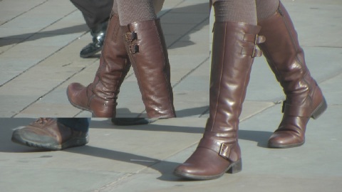 girls-in-leather-candid-street