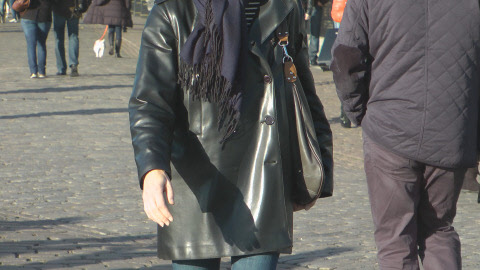 girls-in-leather-candid-street