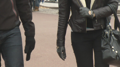 girls-in-leather-candid-street