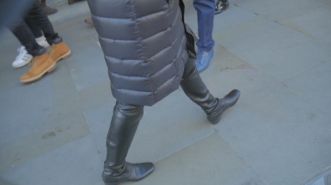 long-leather-boots-girl